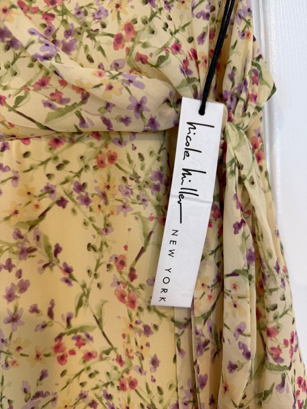 NWT Nicole Miller New York Butter Yellow Floral Tie-Waist Dress (Size: 6) - Picture 2 of 4